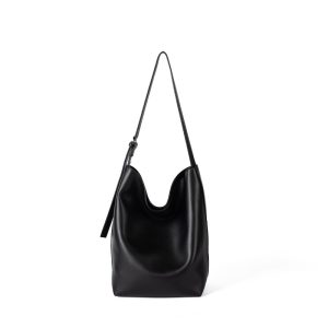 Large-capacity Bucket Solid Color Hand-carrying Shoulder Bag | ShopDecimals